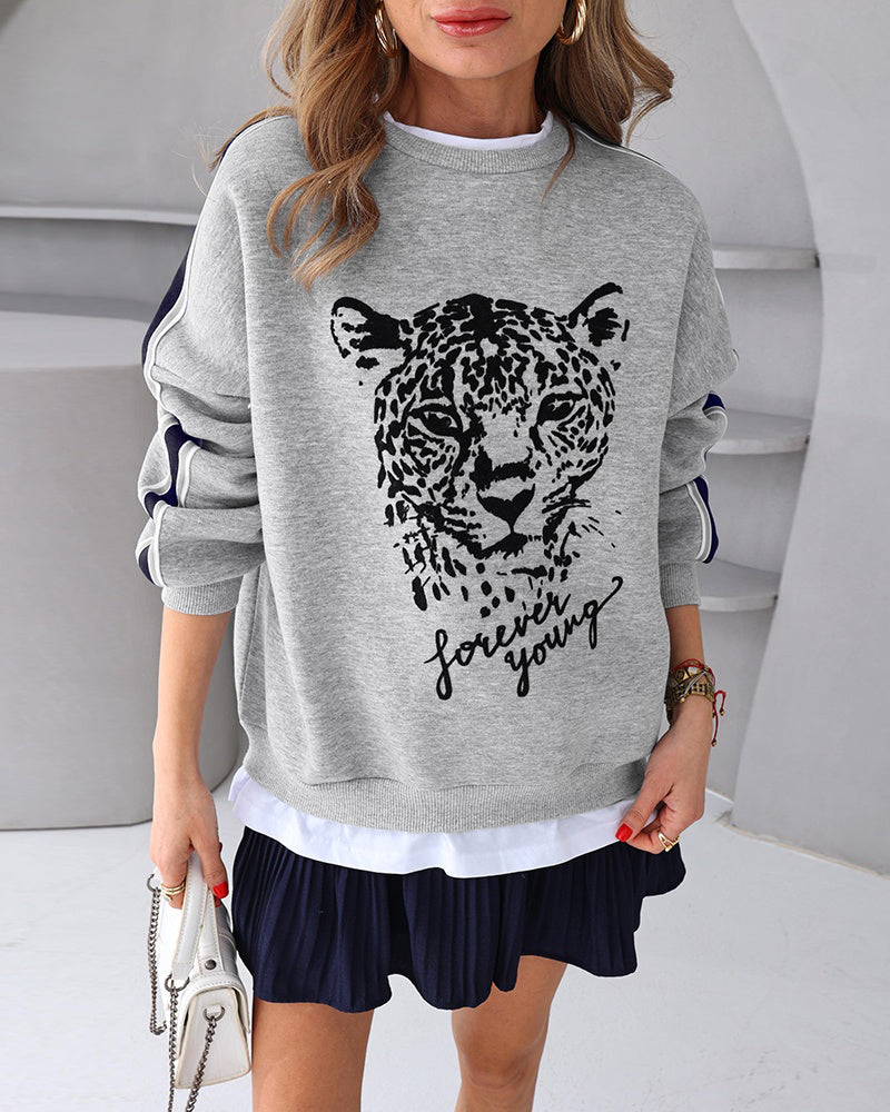 Leopard Graphic Contrast Sweatshirt